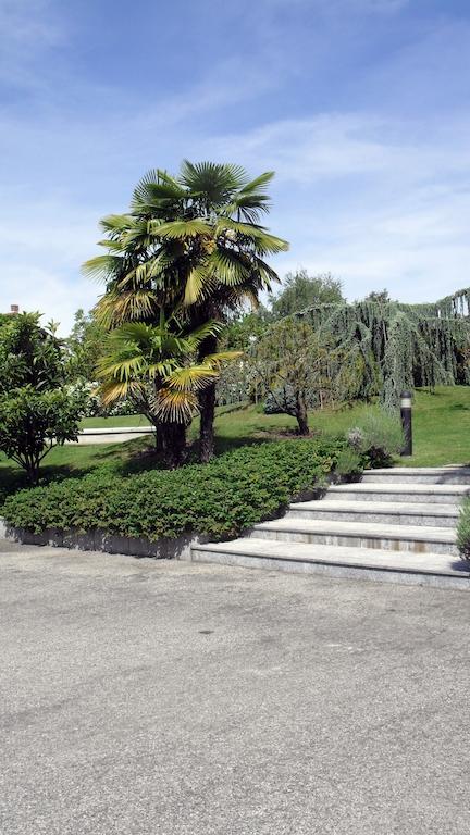 Albergo Residence Isotta Veruno Exterior photo